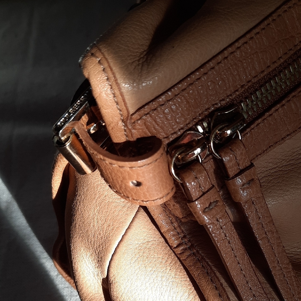 Mulberry Chic Tan Leather 3 Way Bag. East/West Bag. - Picture 4 of 13